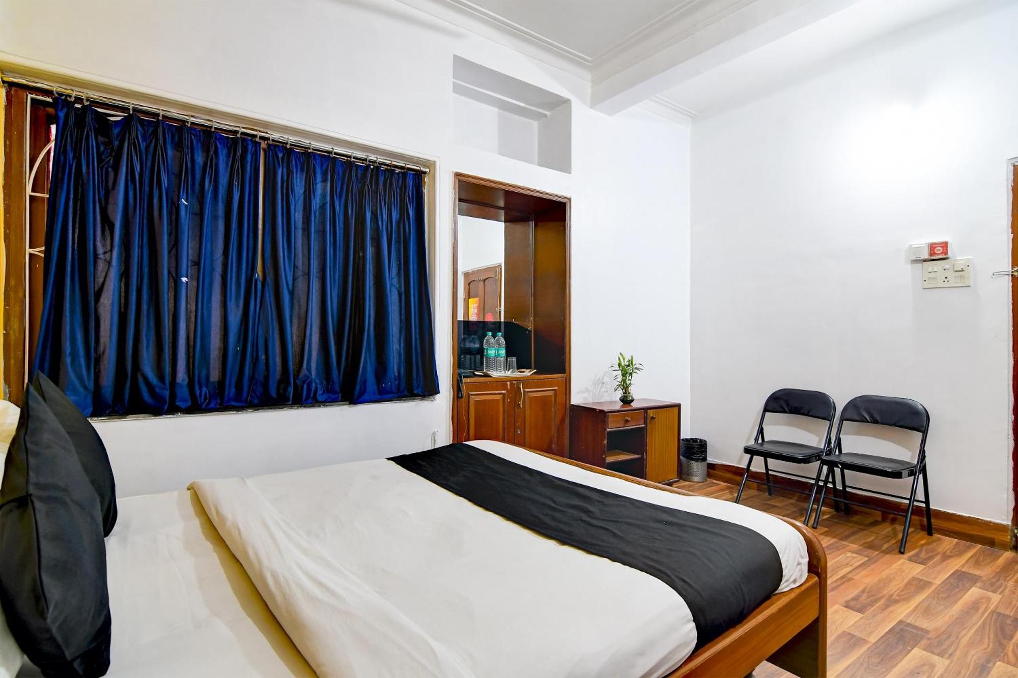 Brill Rooms Near City Centre Metro Station Calcutta Exteriör bild